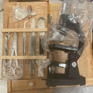 HOC Vintage Black Microscope COMPLETE .. NIB very rare